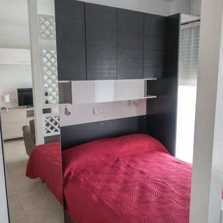 Apartment Victoria, Cozy Studio Flat Near Leonardo Academy Sesto Calende Εξωτερικό φωτογραφία