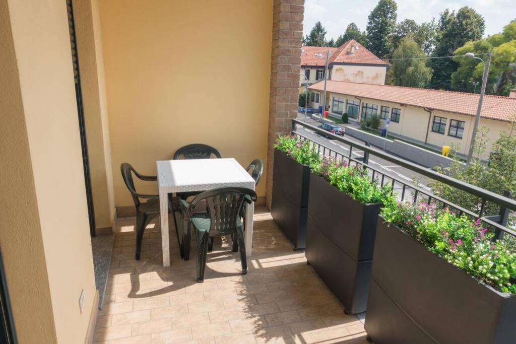 Apartment Victoria, Cozy Studio Flat Near Leonardo Academy Sesto Calende Εξωτερικό φωτογραφία