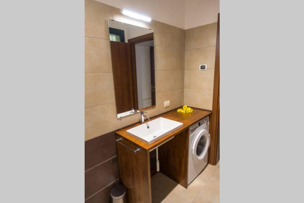 Apartment Victoria, Cozy Studio Flat Near Leonardo Academy Sesto Calende Εξωτερικό φωτογραφία